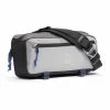 Sac Bandoulière Chrome Mini Kadet 5L Gris Blanc Noir 2 Sac Bandoulière Chrome Mini Kadet 5L Gris Blanc Noir -Outdoor Gear Soldes chr bg 321 fg 001