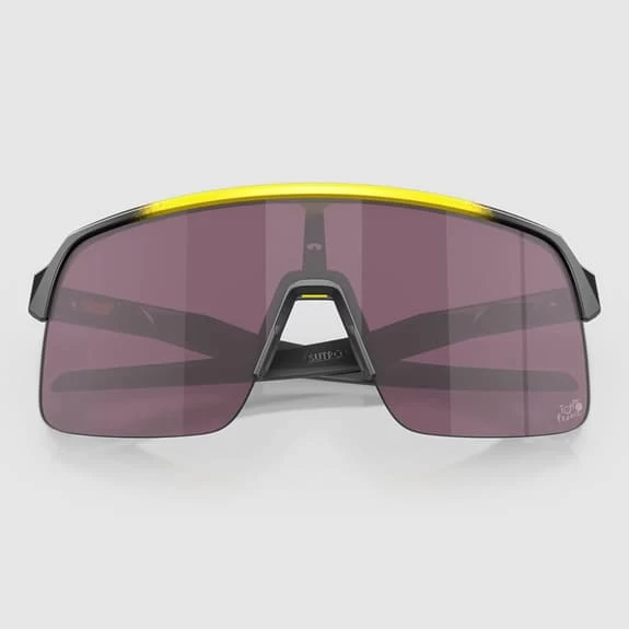Lunettes Oakley Sutro Lite Tour De France 2022 Yellow Fade Avec Verres Prizm Road Black 8 Lunettes Oakley Sutro Lite Tour De France 2022 Yellow Fade Avec Verres Prizm Road Black – Image 6