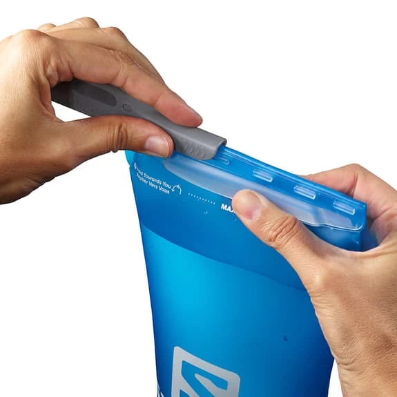 Sac D'hydratation Salomon Soft Reservoir 1.5L Bleu 6 Sac D'hydratation Salomon Soft Reservoir 1.5L Bleu – Image 4